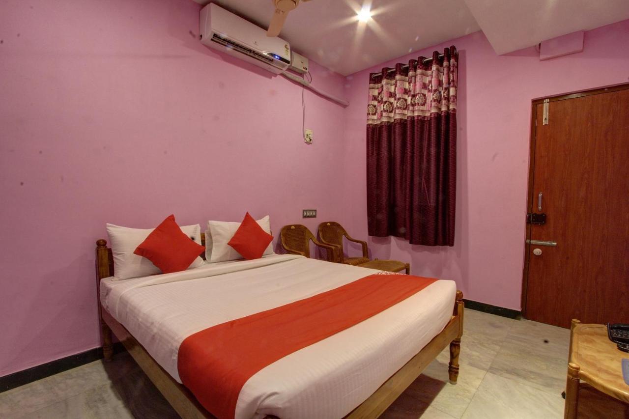 Oyo 38664 Rt Residency Hotell Golden Rock Eksteriør bilde
